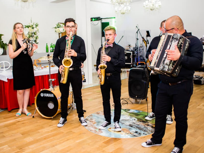 grupa-muzyczna-happy-day zdjęcie prezentacji gdzie wesele