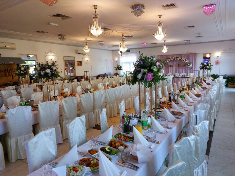restauracja-weselna-ksiezycowa zdjęcie prezentacji gdzie wesele