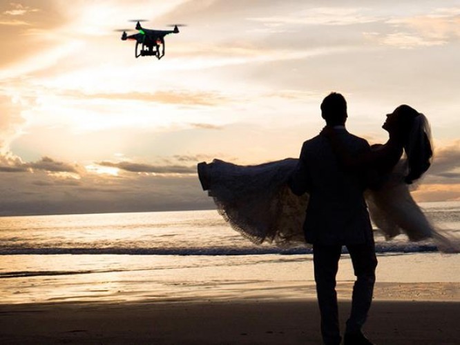 5-powodow-dla-ktorych-warto-wynajac-drona-do-sfotografowania-waszego-wesela