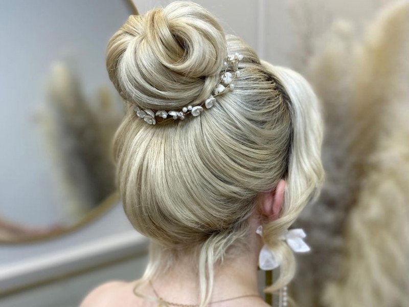 agata-jachimowicz-stylizacja-fryzur zdjęcie prezentacji gdzie wesele