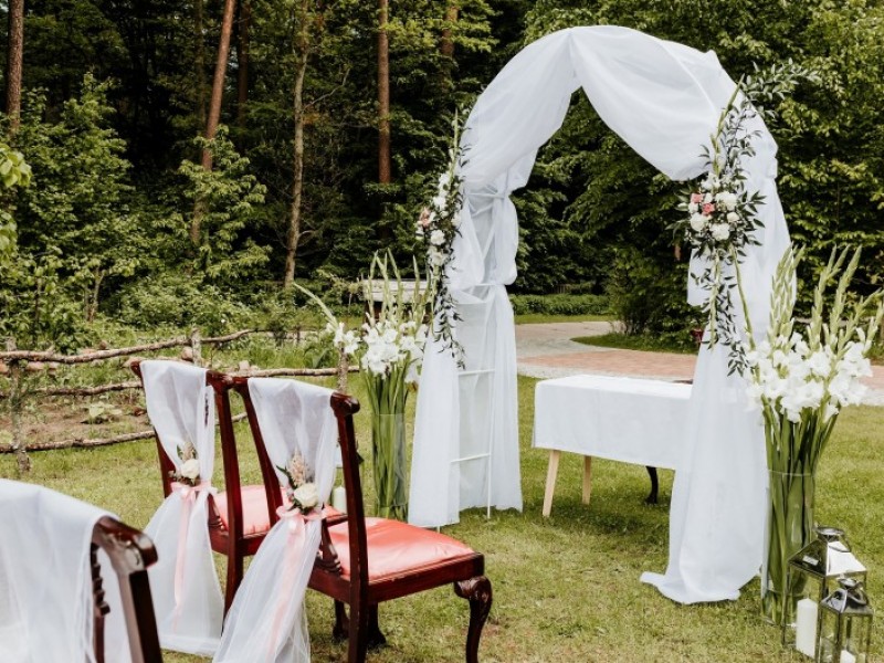agroturystyka-w-lesie zdjęcie prezentacji gdzie wesele