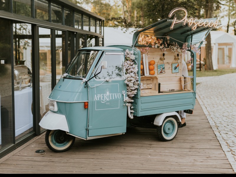aperitivo-prosecco-van zdjęcie prezentacji gdzie wesele