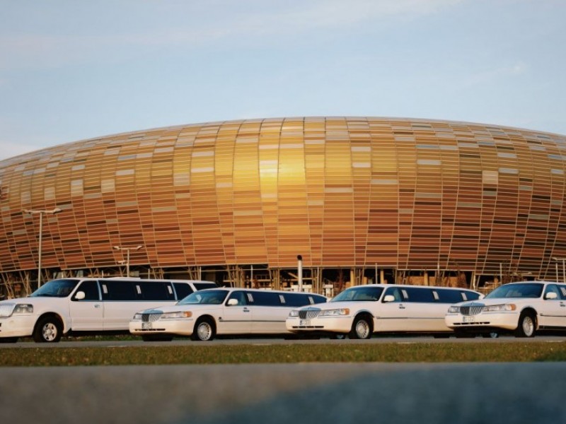 auto-do-slubu-limuzyna-do-wynajecia-wynajem-limuzyn-limuzyny zdjęcie prezentacji gdzie wesele
