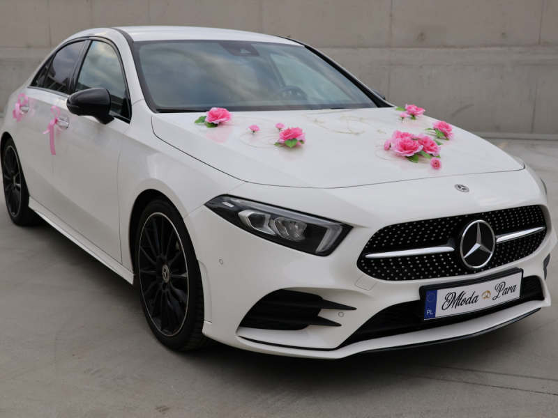 auto-weselne zdjęcie prezentacji gdzie wesele