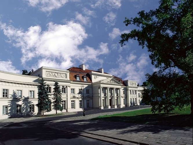 badz-ksiezniczka-na-swoim-weselu-zorganizuj-swoj-najwazniejszy-dzien-w-krolewskim-stylu