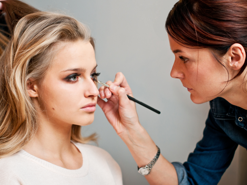 beauty-brow-bar zdjęcie prezentacji gdzie wesele