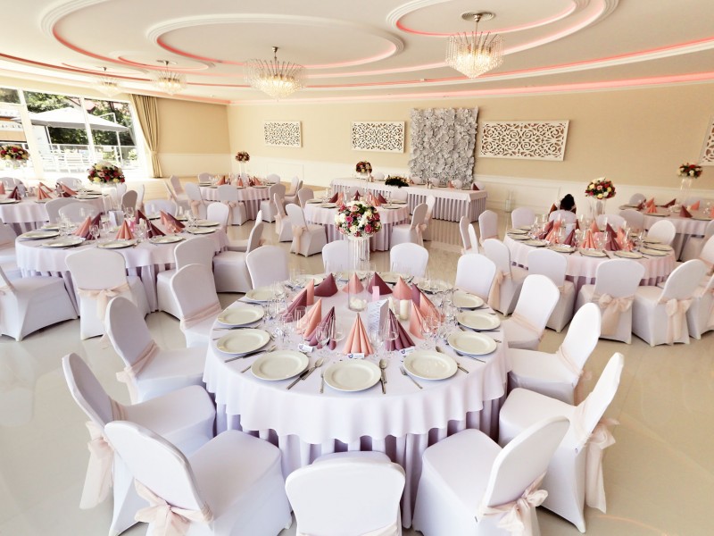 biala-roza-szczyrk zdjęcie prezentacji gdzie wesele