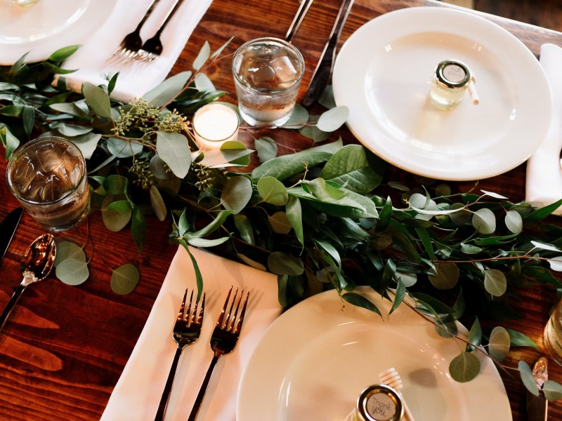 zielone-wesele-czyli-dekoracje-z-lisci-i-galazek