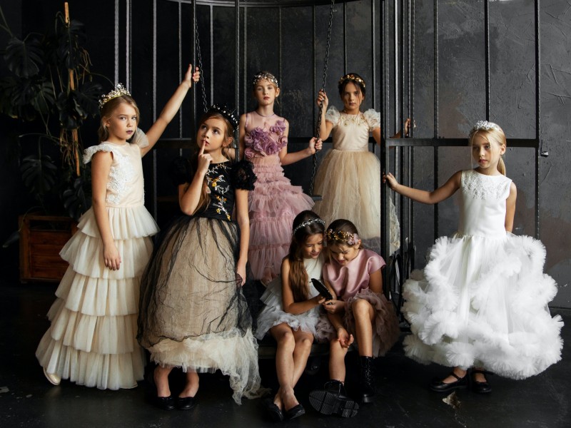 dzieci-mali-goscie-na-weselu