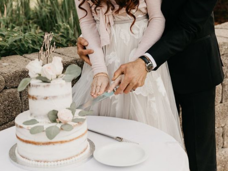 jaka-piosenka-do-tortu-weselnego