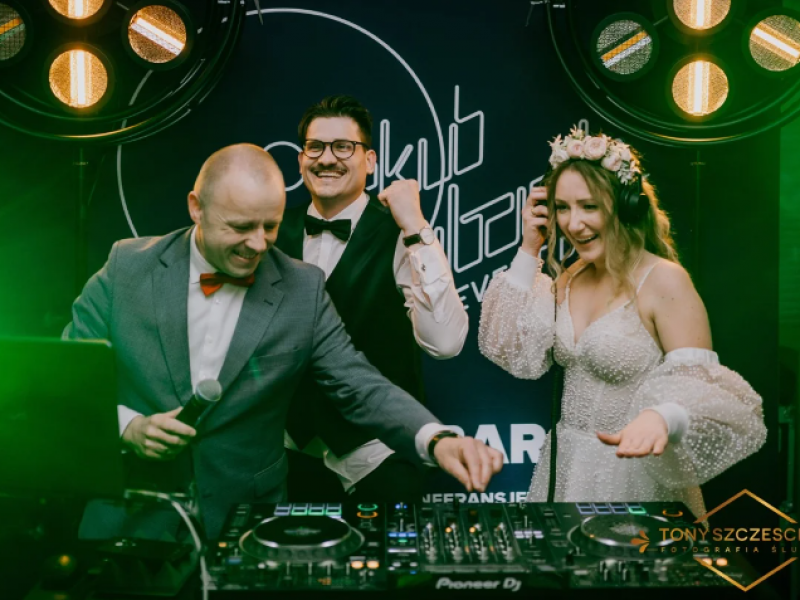 7-najlepszych-dj-ow-na-wesele-z-wojewodztwa-malopolskiego-w-2024-roku