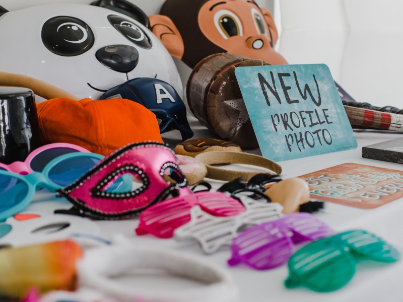 dlaczego-warto-miec-fotobudke-na-weselu