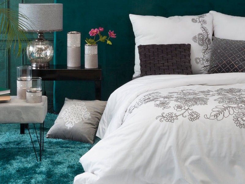 sypialnia-nowozencow-czego-nie-moze-w-niej-zabraknac