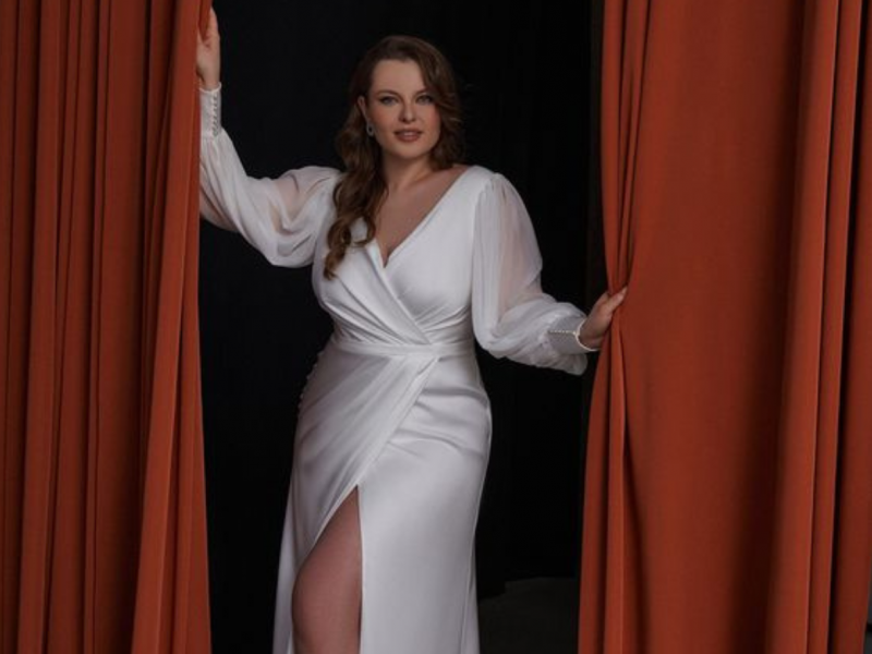 sukienka-plus-size-na-wesele