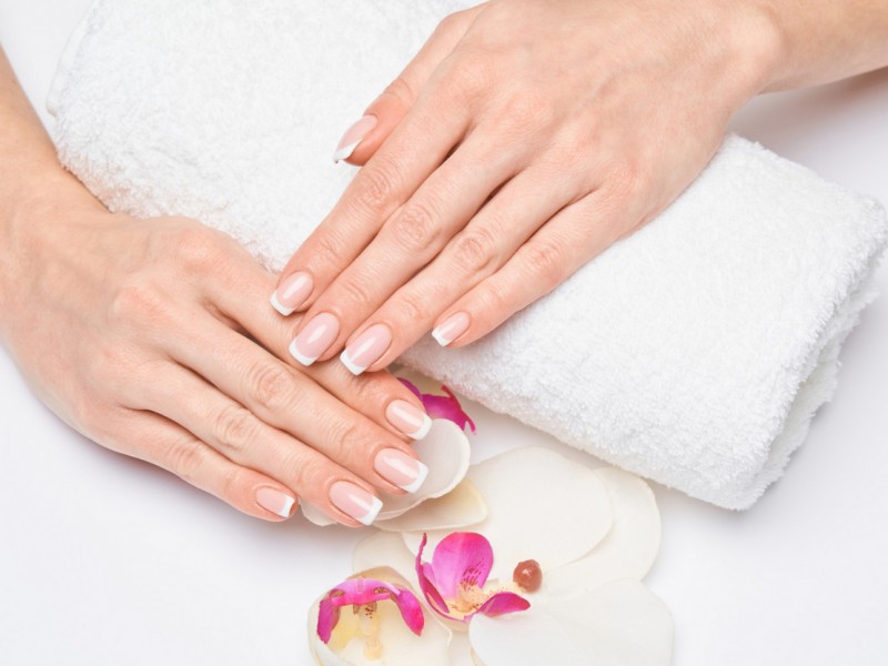 paznokcie-zelowe-w-kilku-krokach