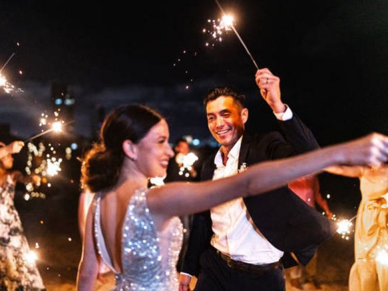 oprawa-muzyczna-na-wesele-subtelna-klasyka-czy-radosna-zabawa