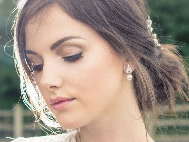 bizuteria-z-perel-w-dniu-slubu