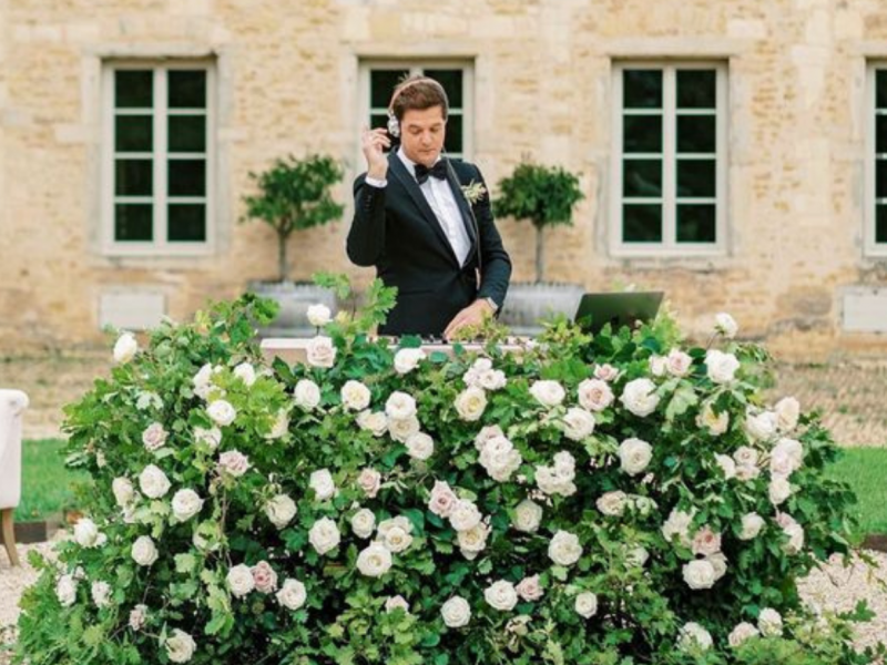 kim-jest-wedding-host