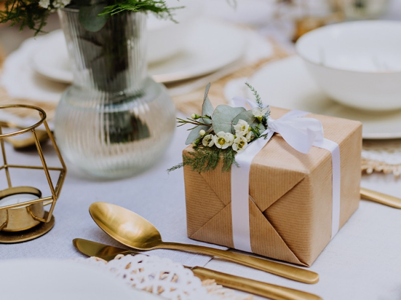 co-na-prezent-dla-nowozencow-wyjatkowe-prezenty-slubne