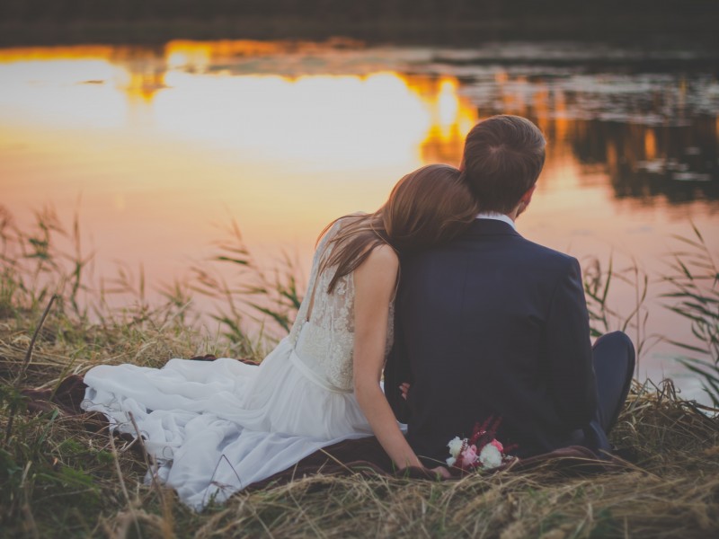 koralowe-szafirowe-diamentowe-malzenskie-gody