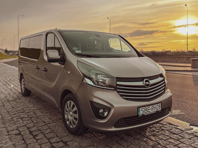 busikiem zdjęcie prezentacji gdzie wesele