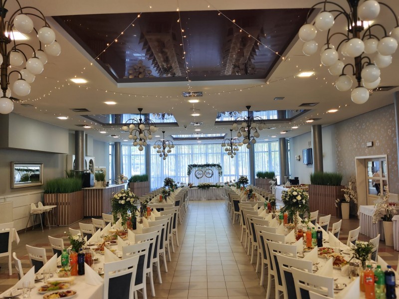 centrum-konferencyjno-bankietowe-markiz-lopuszno zdjęcie prezentacji gdzie wesele
