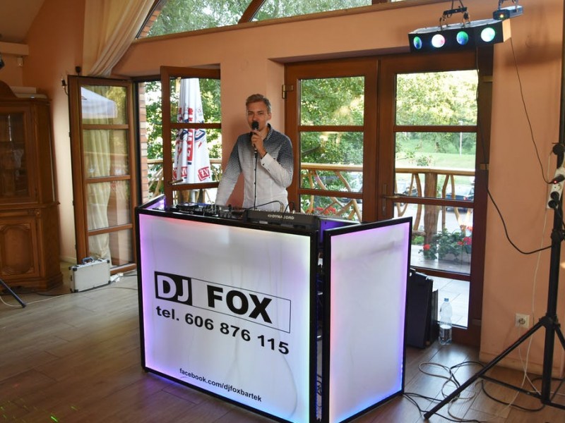dj-fox zdjęcie prezentacji gdzie wesele