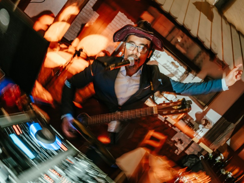 dj-maybeen zdjęcie prezentacji gdzie wesele