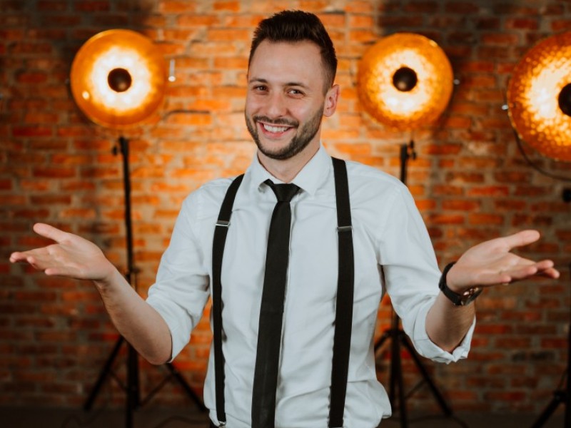 dj-oskar zdjęcie prezentacji gdzie wesele