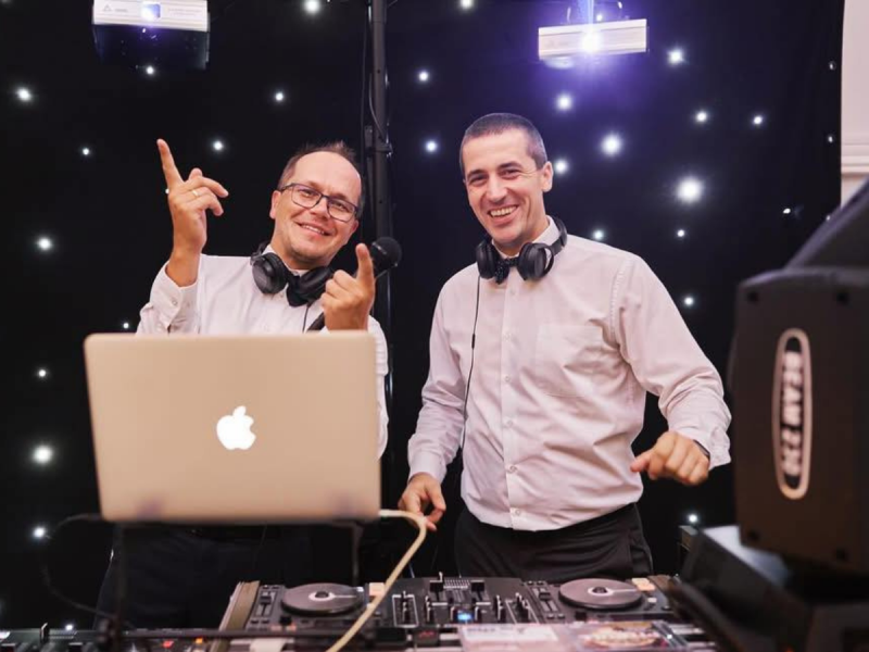 dj-twist zdjęcie prezentacji gdzie wesele