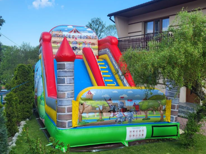 dmuchana-zjezdzalnia-dmuchaniec zdjęcie prezentacji gdzie wesele