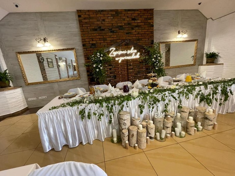 dom-weselny-w-moszczenicy-u-pasonia zdjęcie prezentacji gdzie wesele