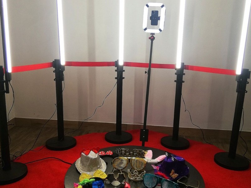 fotobudka-360-damian-wrobel zdjęcie prezentacji gdzie wesele