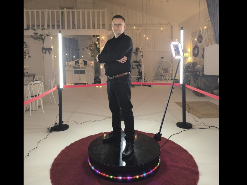 fotobudka-360-ml zdjęcie prezentacji gdzie wesele
