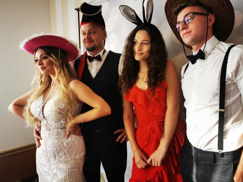 fotobudka-rzeszow zdjęcie prezentacji gdzie wesele