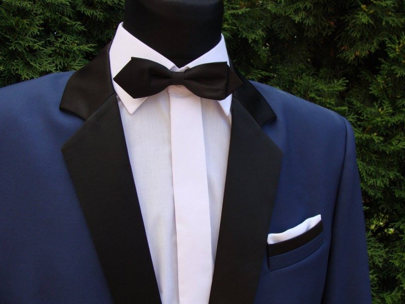 grzesman-garnitury-producent zdjęcie prezentacji gdzie wesele