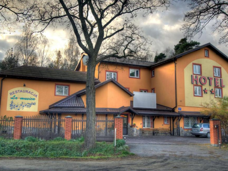 hotel-i-restauracja-la-musica zdjęcie prezentacji gdzie wesele