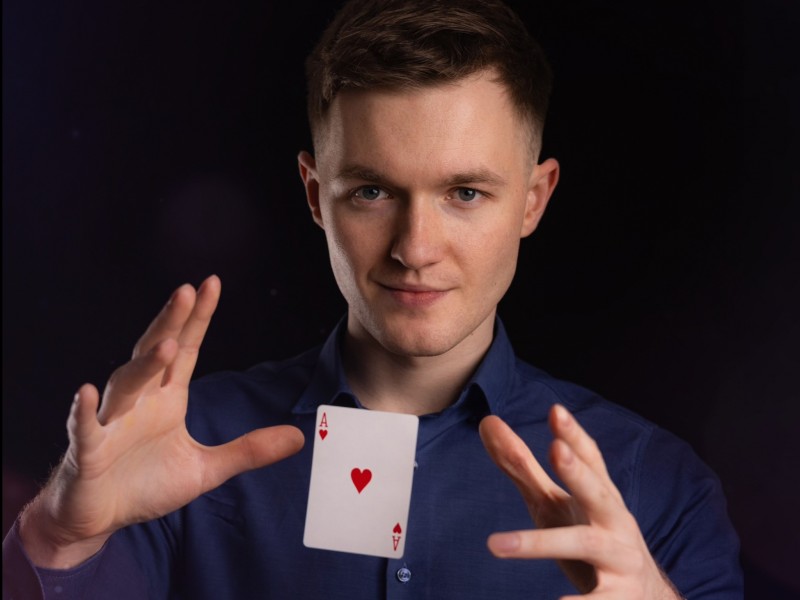 iluzjonista-hubert-burzynski zdjęcie prezentacji gdzie wesele