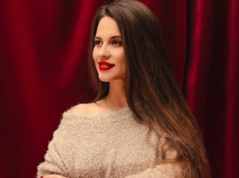 julia-sadowska-oprawa-muzyczna-uroczystosci zdjęcie prezentacji gdzie wesele