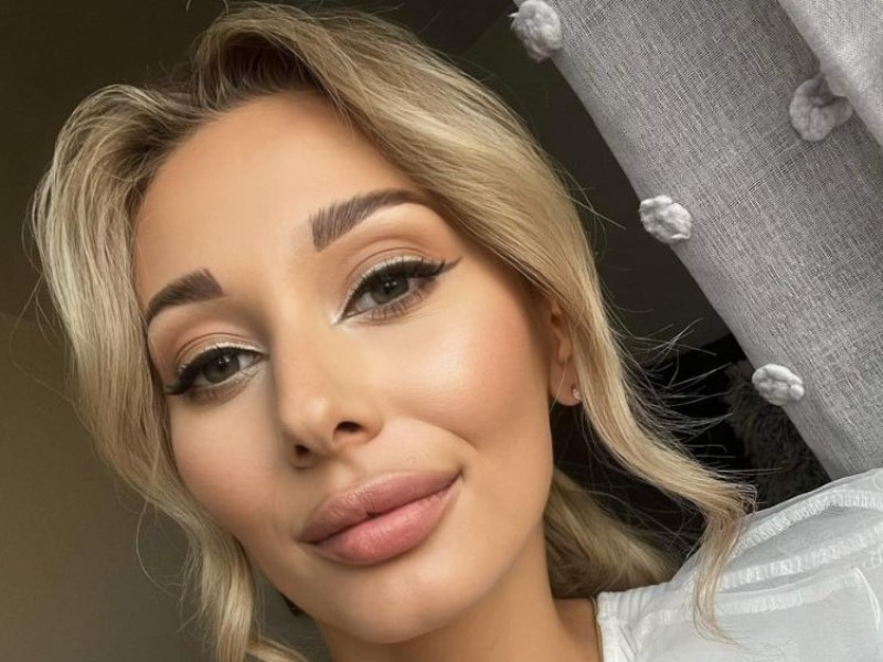 karolina-filipowicz-makijaz-stylizacja-rzes zdjęcie prezentacji gdzie wesele