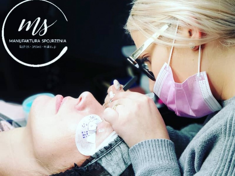 katarzyna-neweluk-manufaktura-spojrzenia zdjęcie prezentacji gdzie wesele