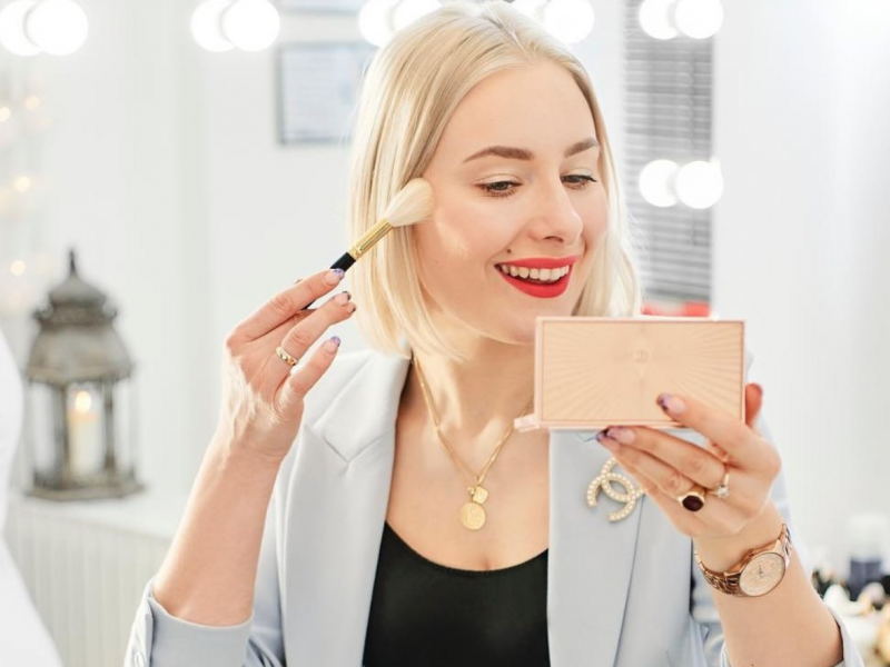 katarzyna-skoczylas-makijaz-i-stylizacja zdjęcie prezentacji gdzie wesele