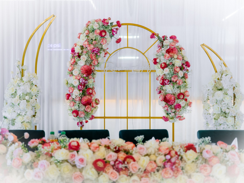 kwiatowe-dekoracje zdjęcie prezentacji gdzie wesele