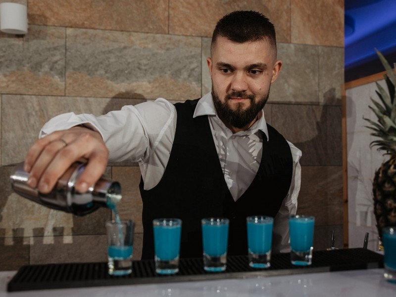 lucky-shot-bartender-barman-mobilny zdjęcie prezentacji gdzie wesele