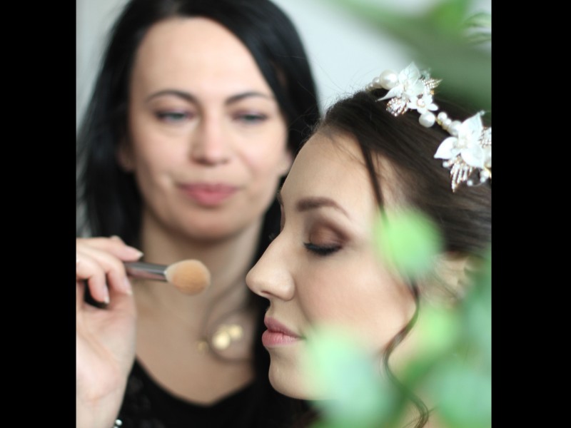 makijaz-i-fryzura-mobilnie zdjęcie prezentacji gdzie wesele