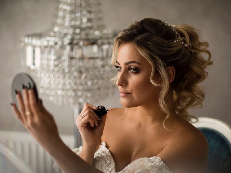makijaze-olivia-wisniewska zdjęcie prezentacji gdzie wesele