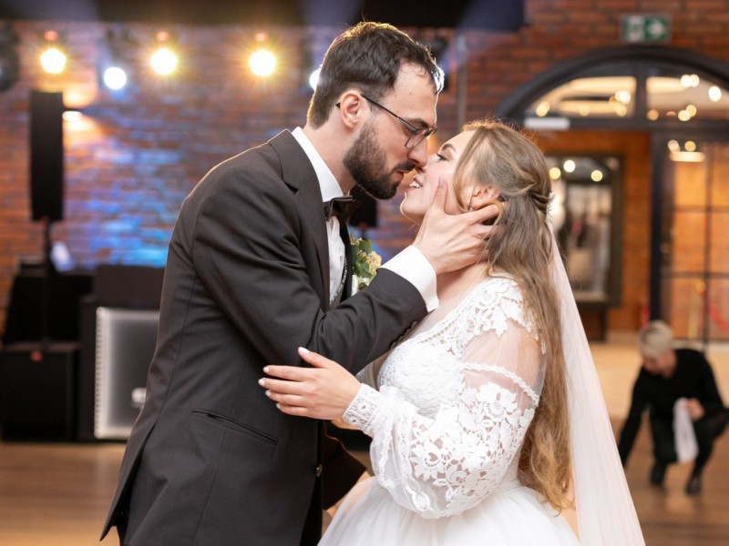 michal-kowalczuk-fotograf zdjęcie prezentacji gdzie wesele