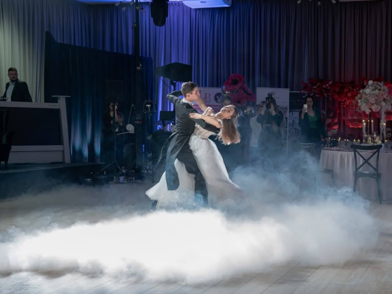 ministerstwo-zabawy-karol-misiewicz zdjęcie prezentacji gdzie wesele