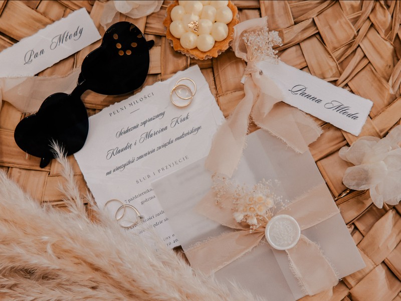 mustache-papeteria-okolicznosciowa zdjęcie prezentacji gdzie wesele
