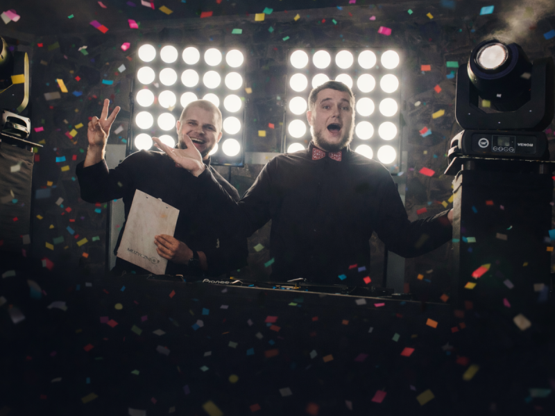 muzyczni-dj-wodzirej zdjęcie prezentacji gdzie wesele